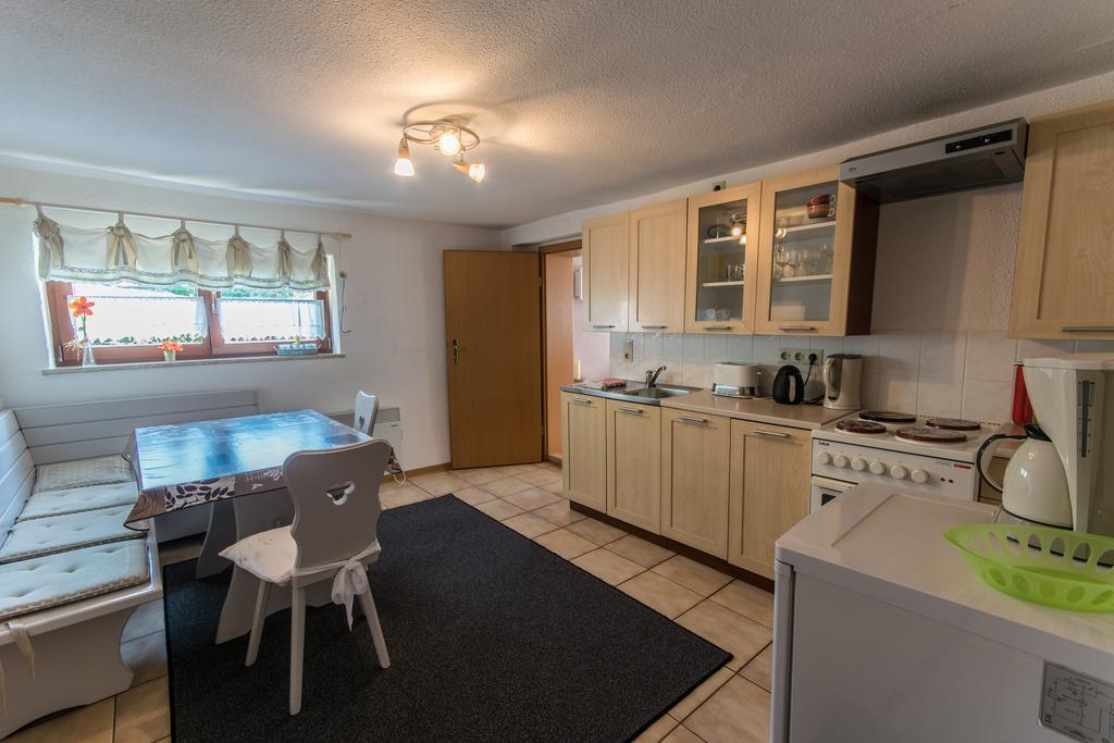 Ferienhaus Rosalie Altendorf  Екстериор снимка